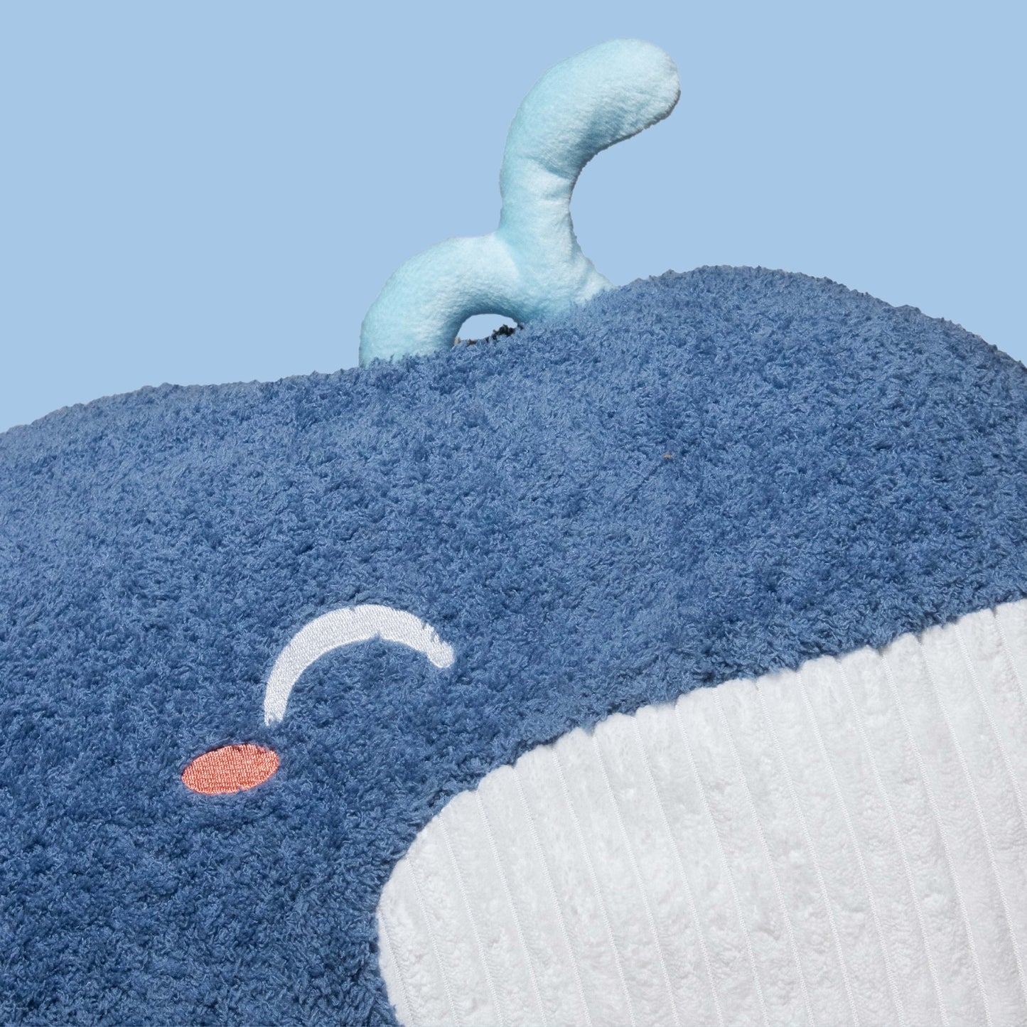 Flip - Soft Kawaii Blue Whale