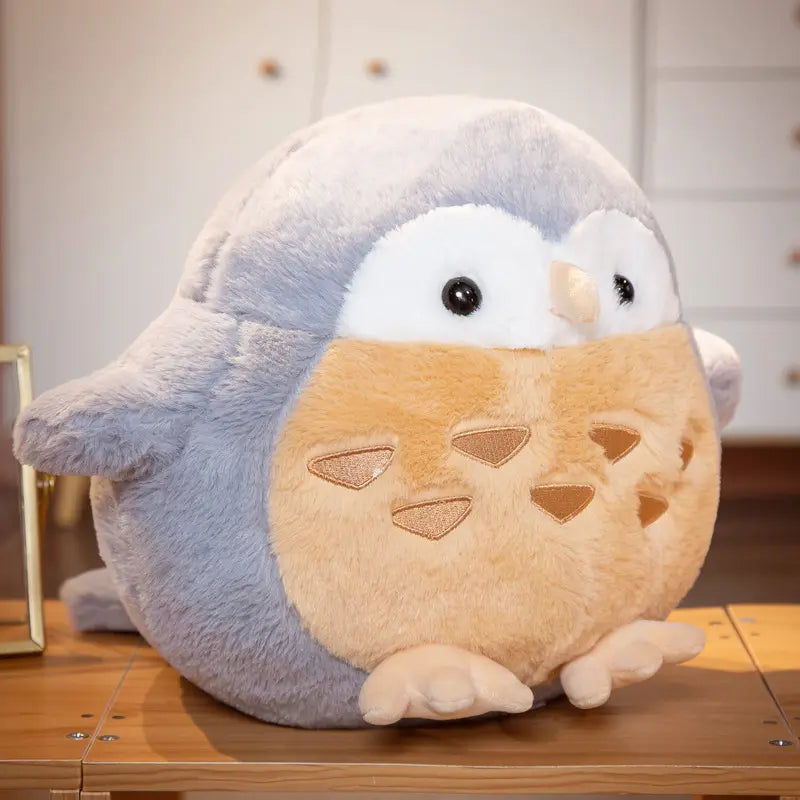 Everly, 38cm Owl Plush: white, gray plush toys, kawaii cartoon style