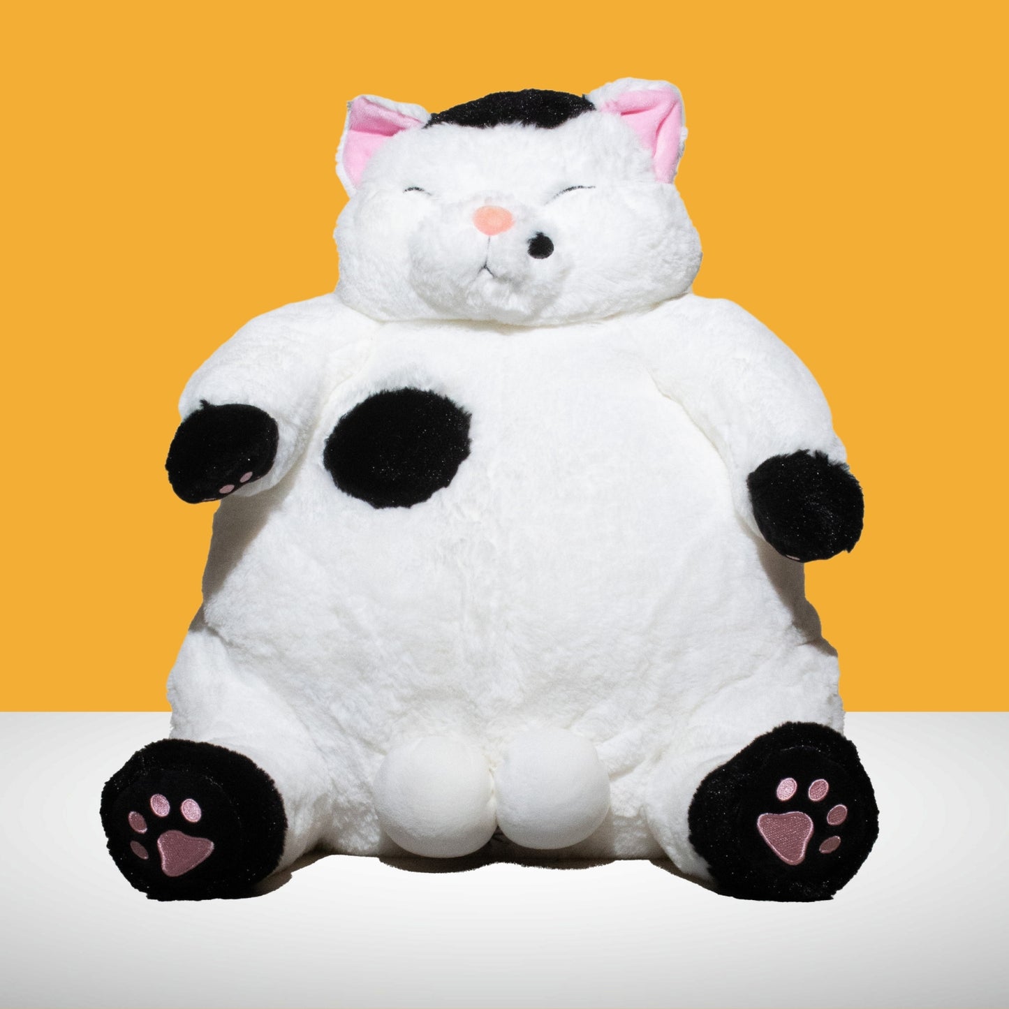 Jacoba - Japanese Lucky Cat Soft Plush (Black)