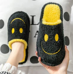 Cozy Fashionable Smiley Face Slippers